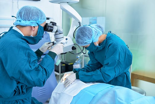 PIE Surgeon Operating presbyopic implant in Eye